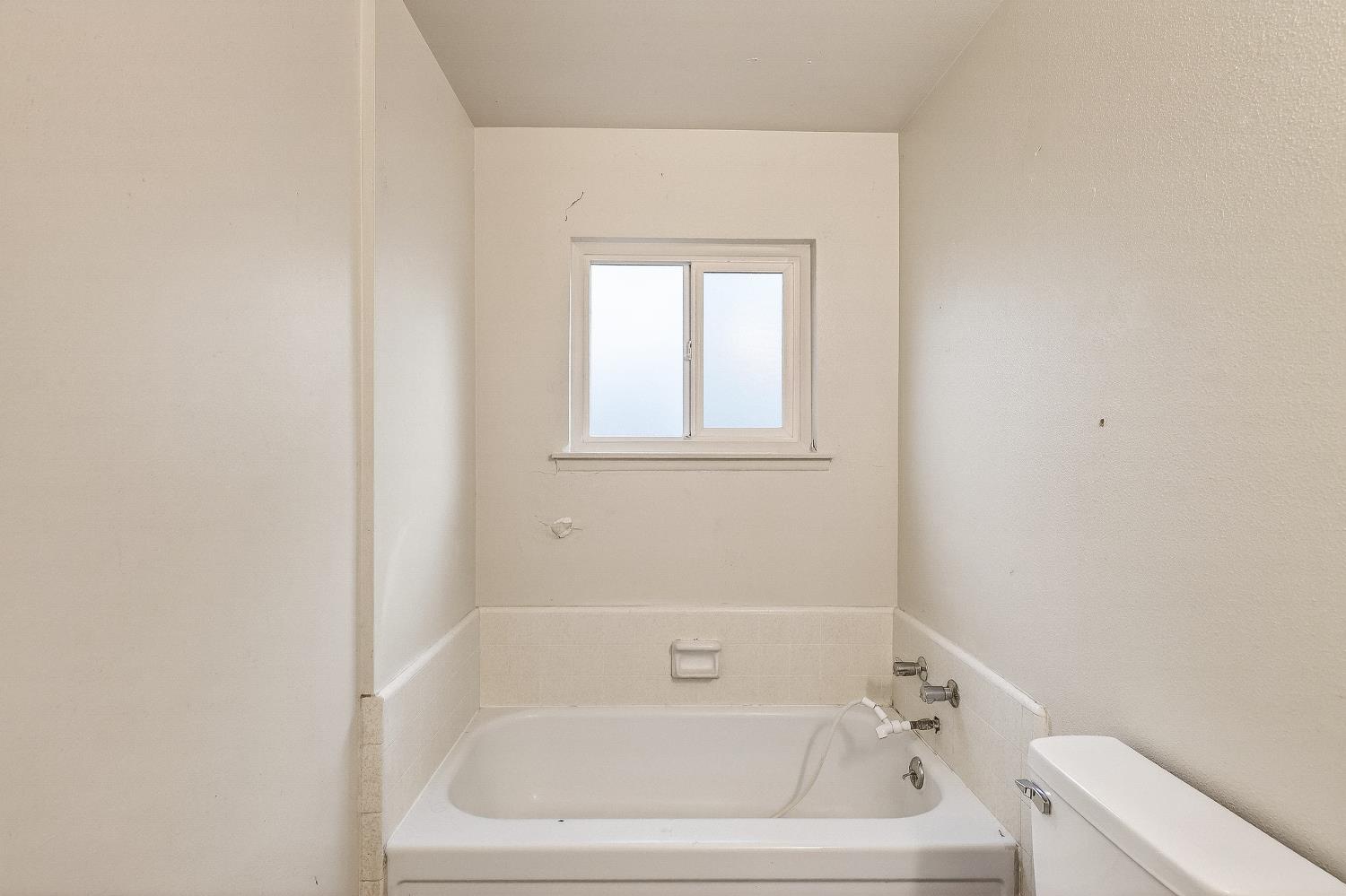 3205 N Parsons Ave, Merced, CA 95340
