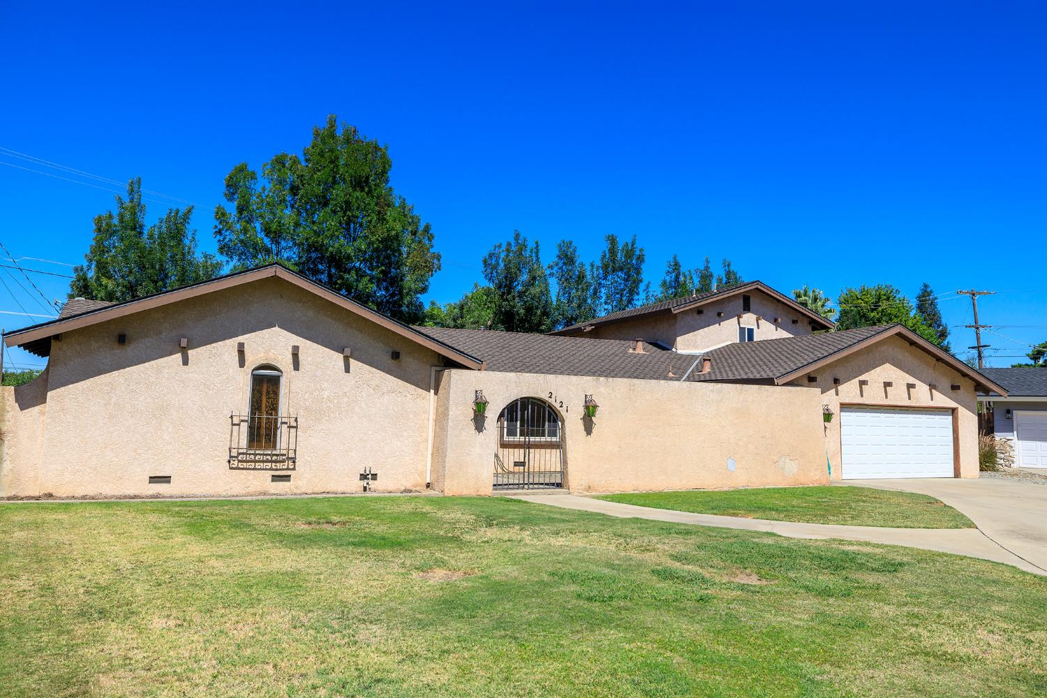 2121 Cumberland Dr, Turlock, CA 95382