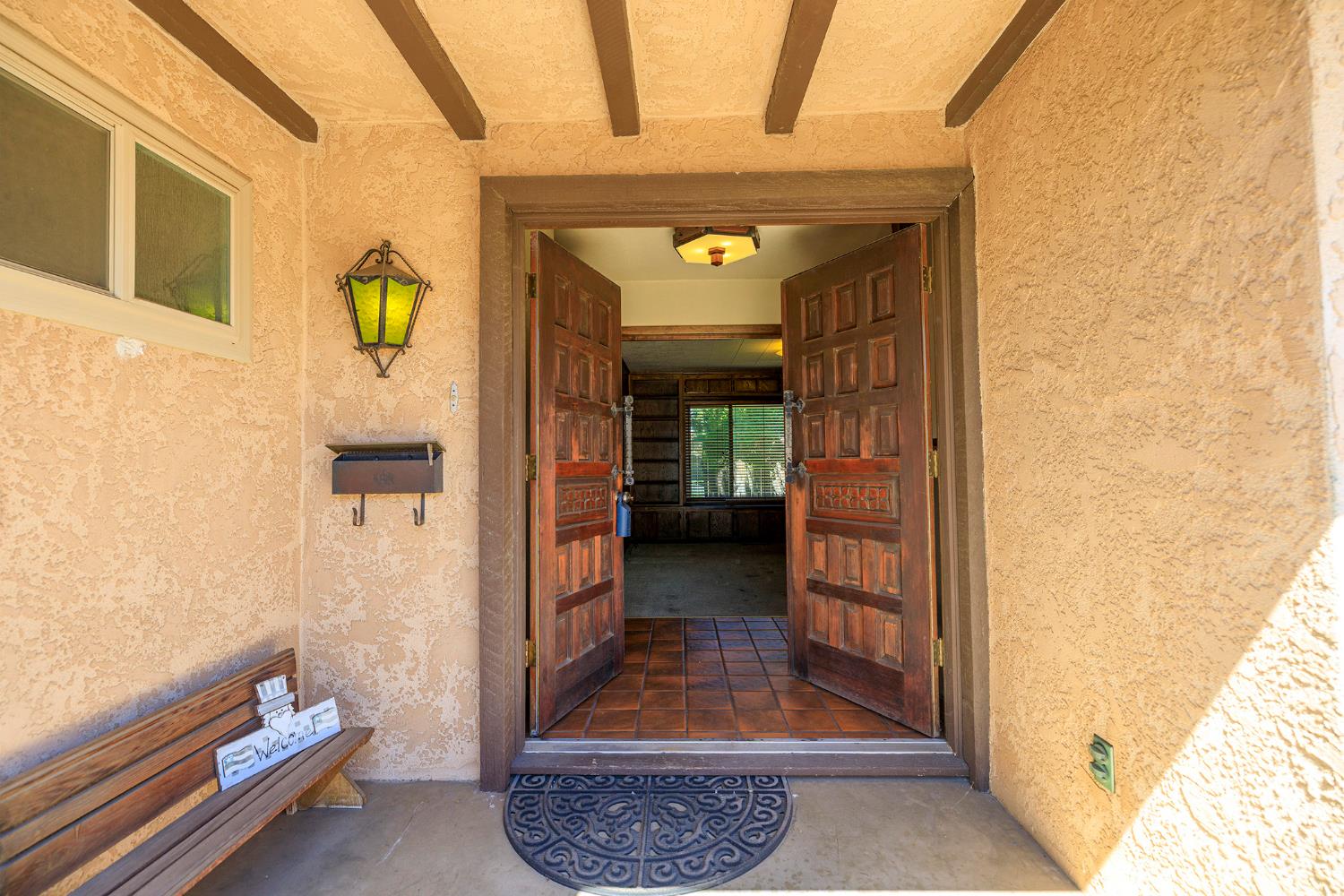 2121 Cumberland Dr, Turlock, CA 95382