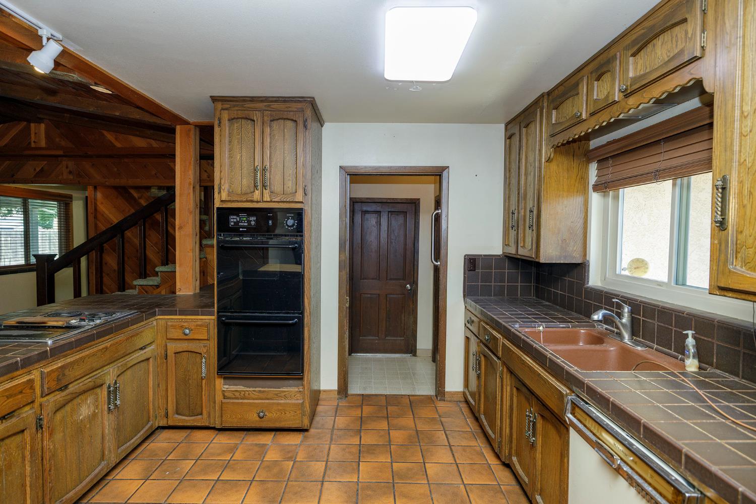 2121 Cumberland Dr, Turlock, CA 95382