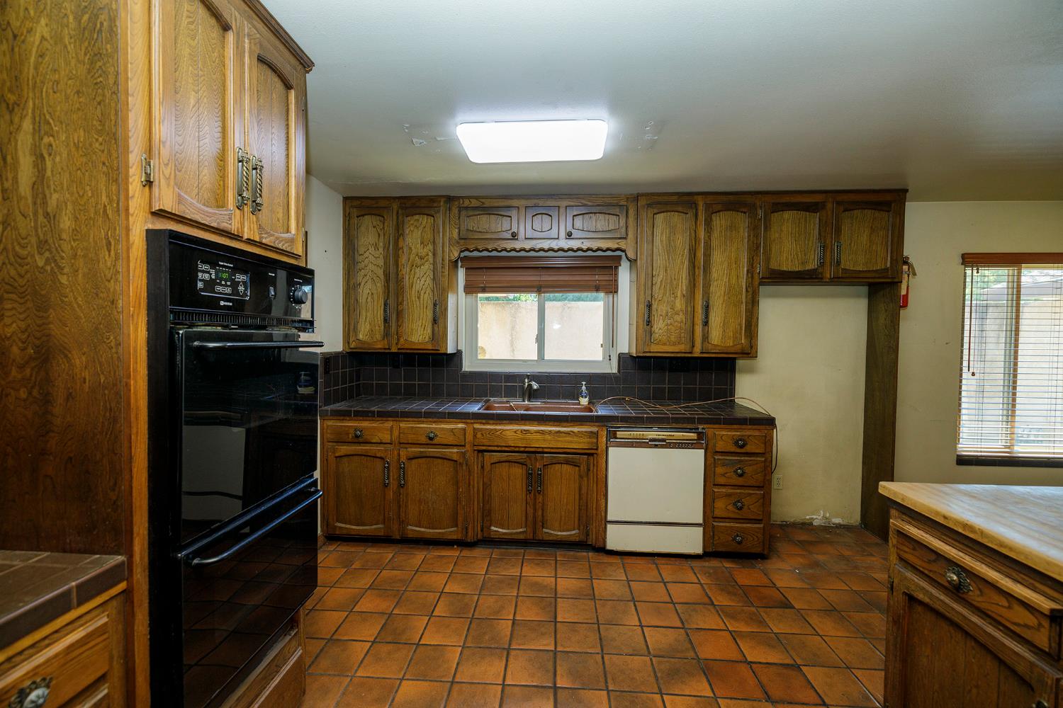 2121 Cumberland Dr, Turlock, CA 95382