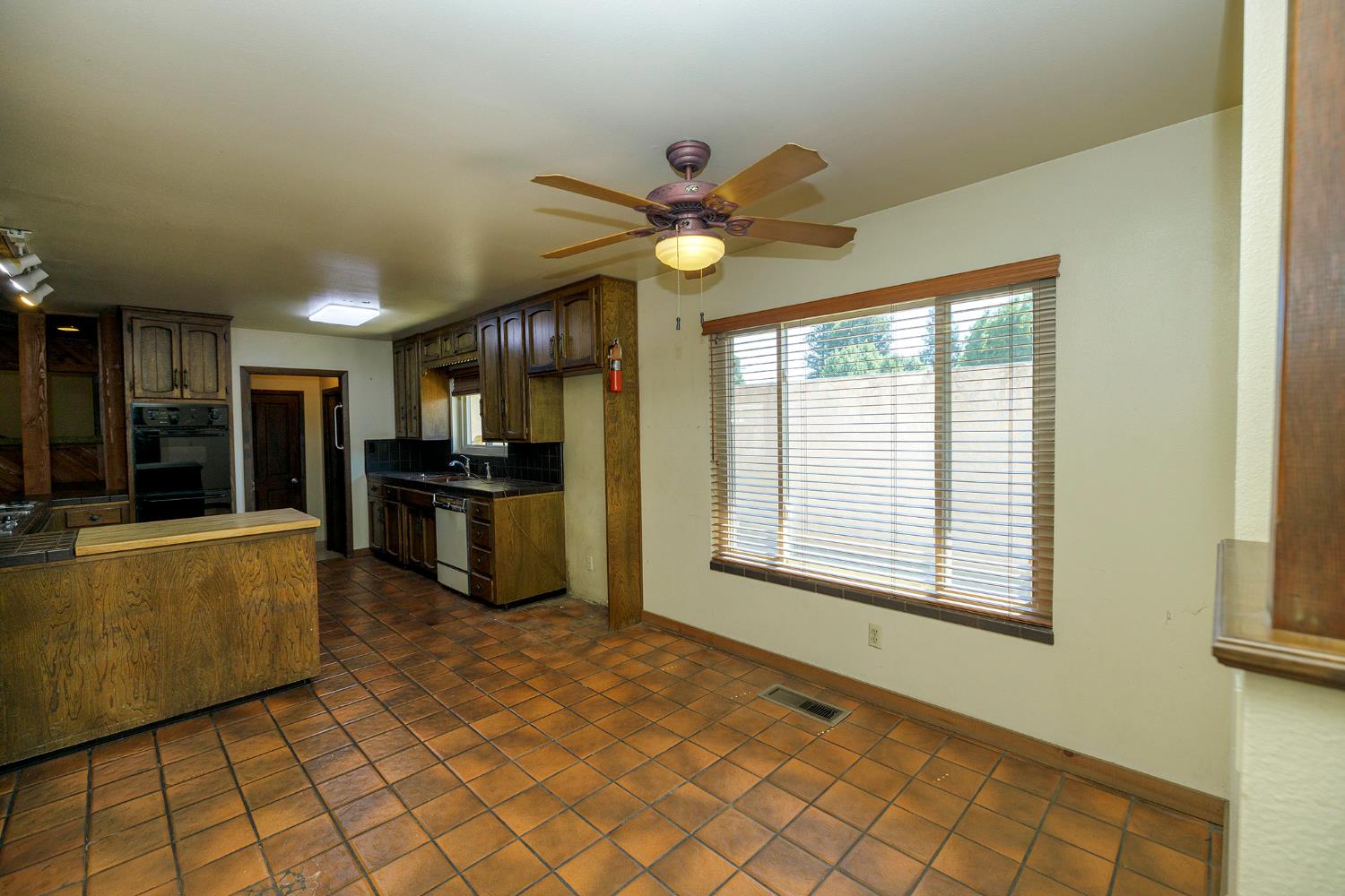 2121 Cumberland Dr, Turlock, CA 95382