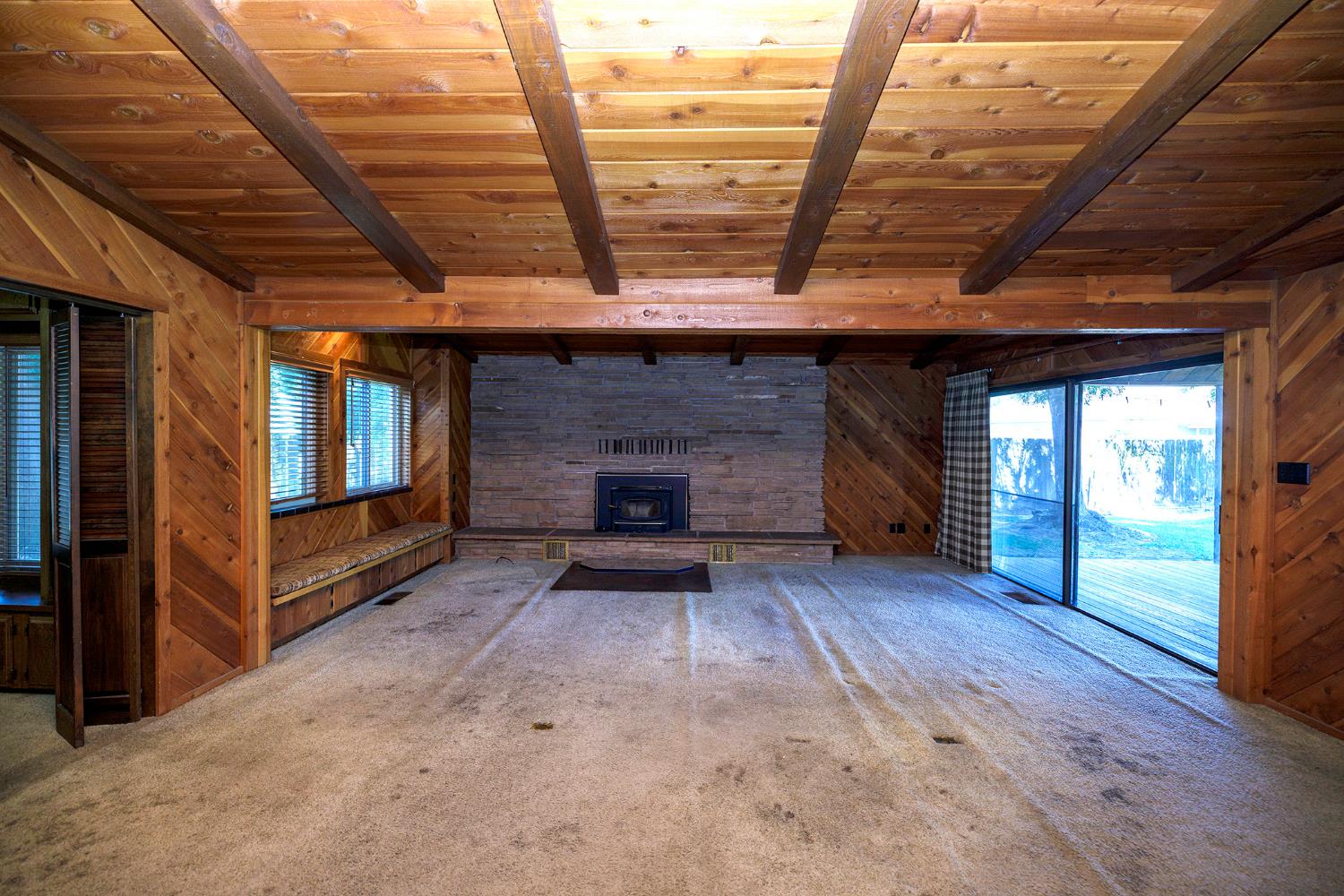 2121 Cumberland Dr, Turlock, CA 95382