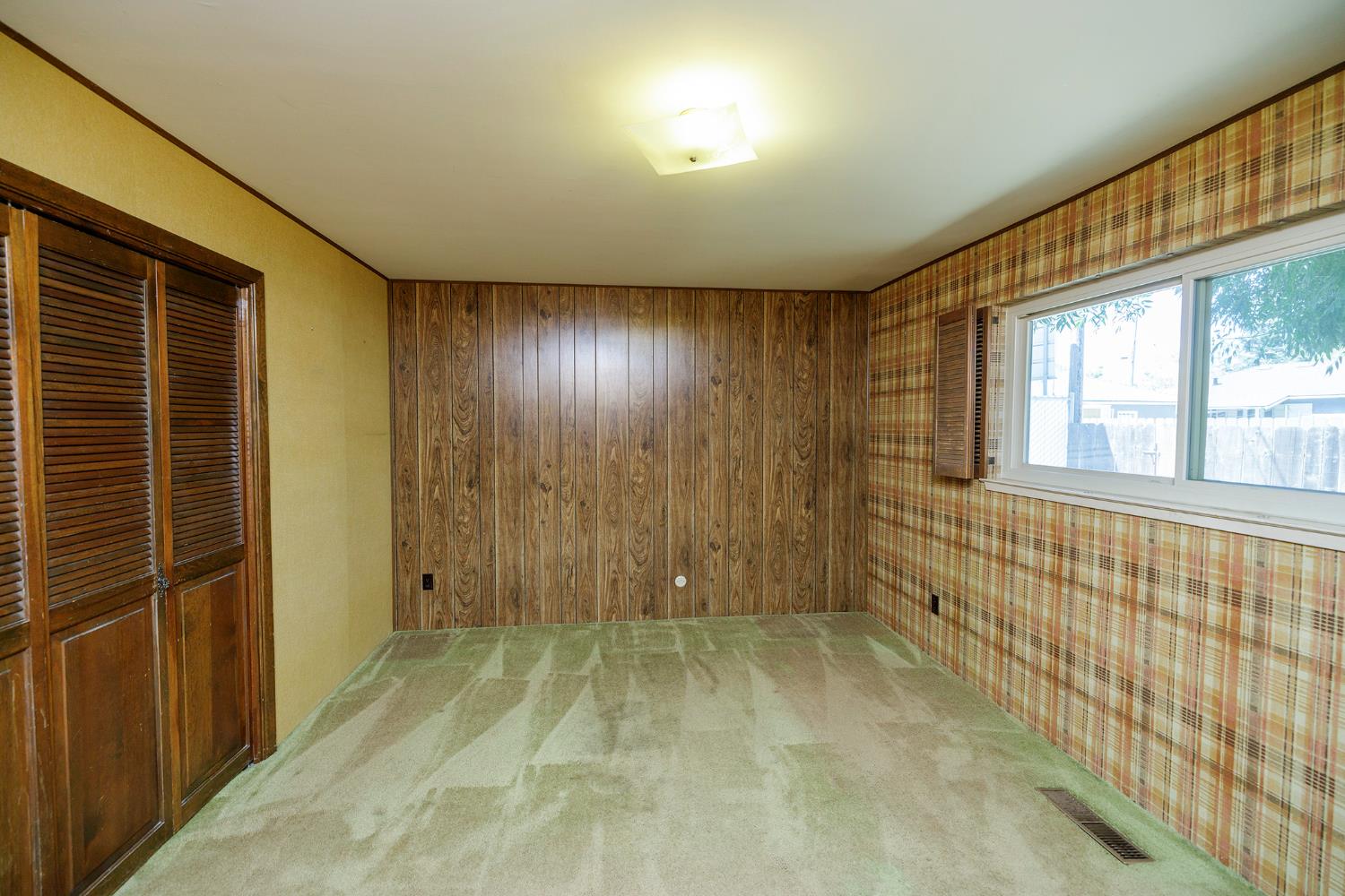 2121 Cumberland Dr, Turlock, CA 95382