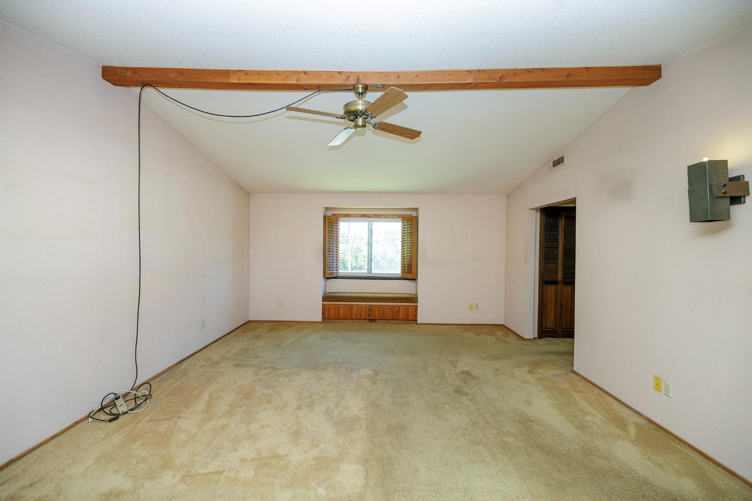 2121 Cumberland Dr, Turlock, CA 95382