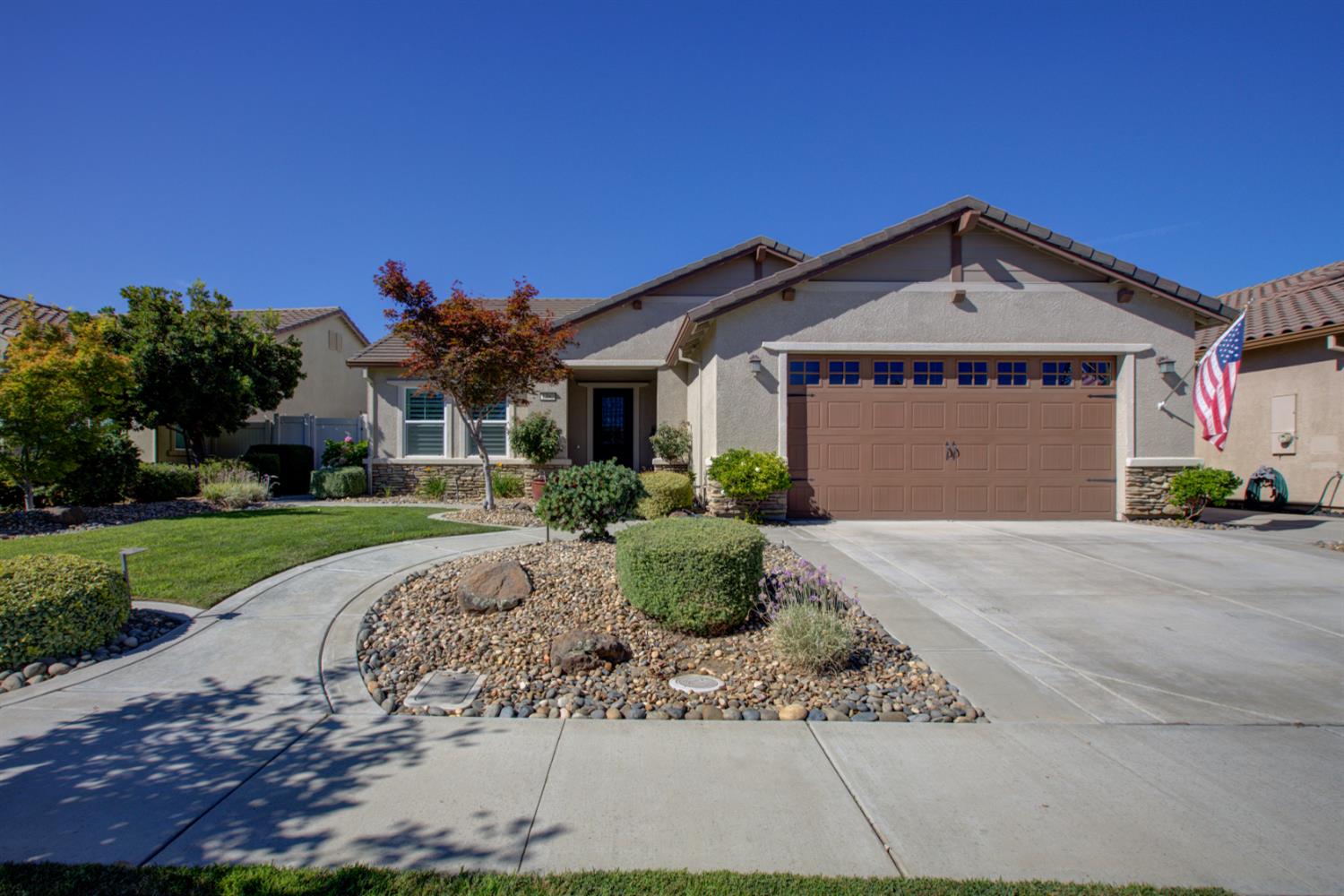 1390 Arbor Brook Dr, Manteca, CA 95336