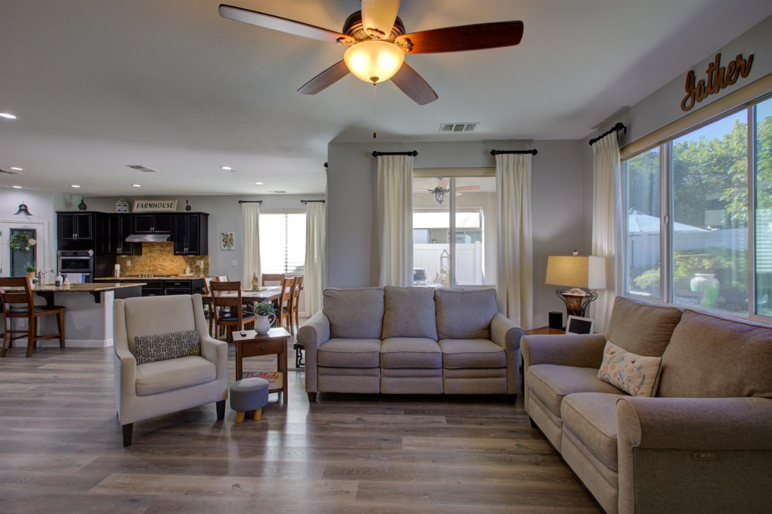 1390 Arbor Brook Dr, Manteca, CA 95336