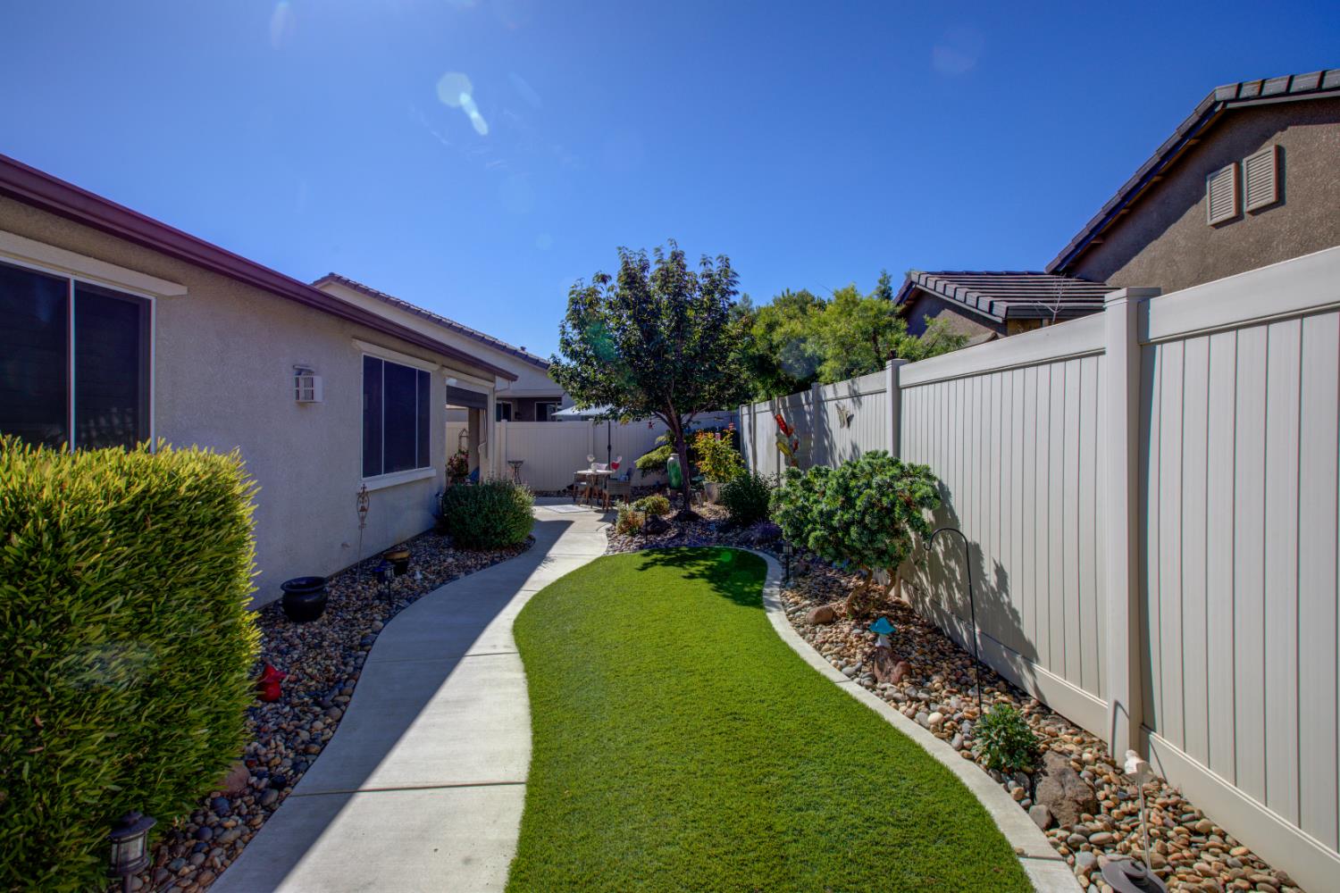 1390 Arbor Brook Dr, Manteca, CA 95336