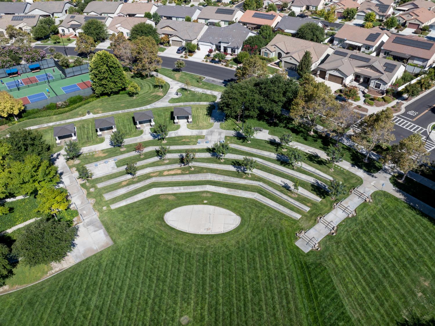 1390 Arbor Brook Dr, Manteca, CA 95336