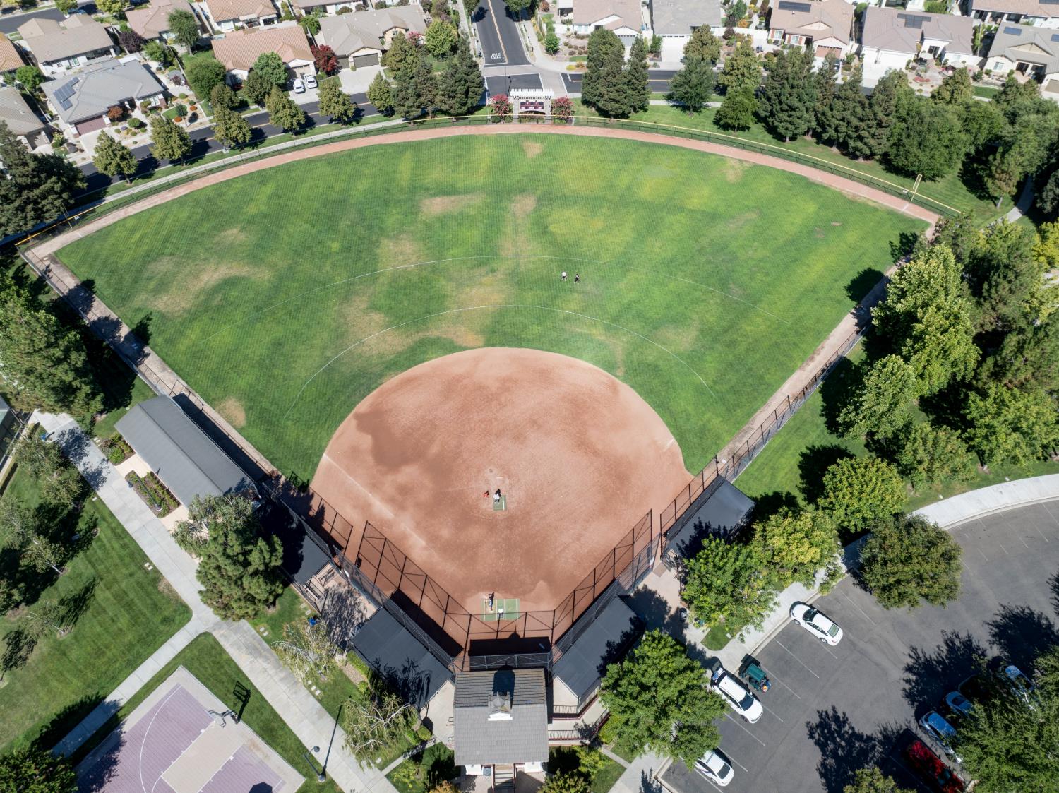 1390 Arbor Brook Dr, Manteca, CA 95336