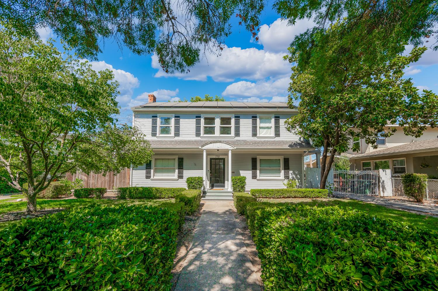 332 Laurel Ave, Oakdale, CA 95361