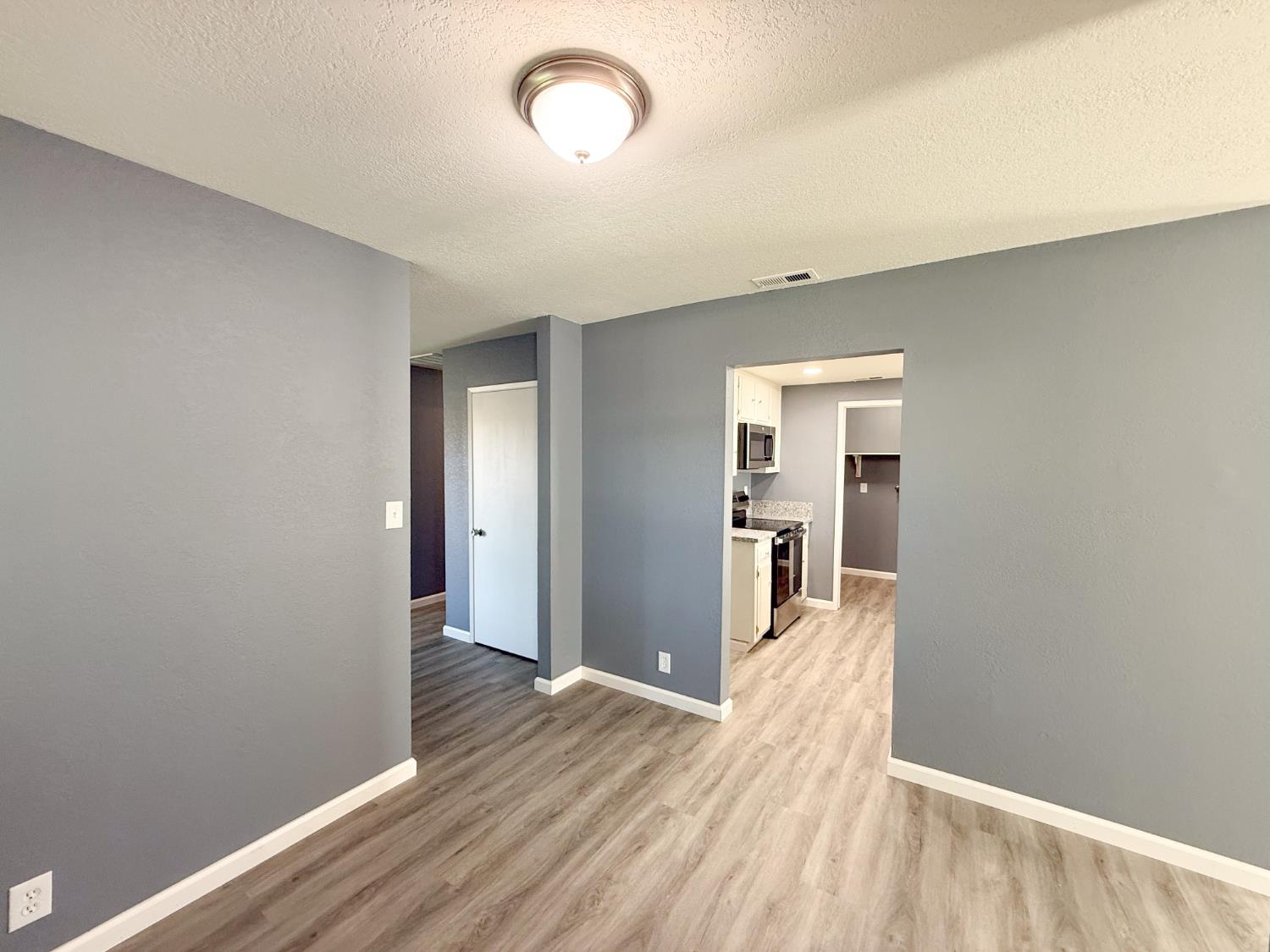 1310 Wimbledon Way, Manteca, CA 95336