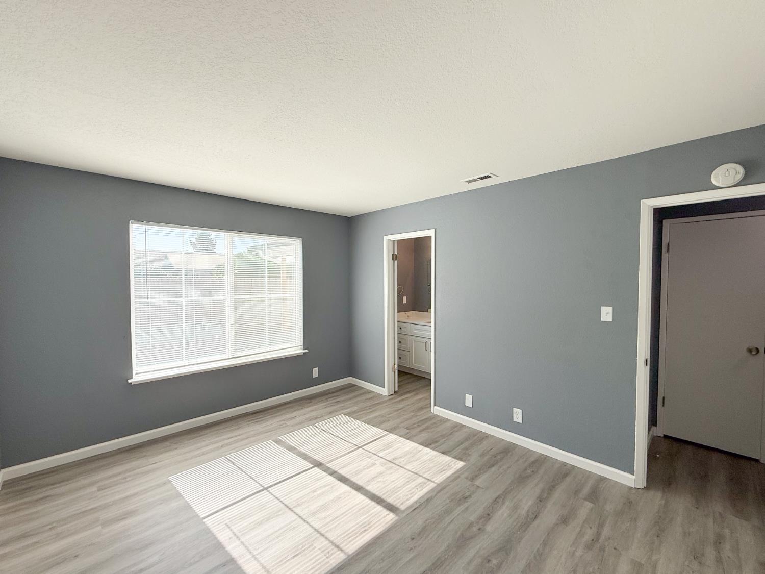 1310 Wimbledon Way, Manteca, CA 95336