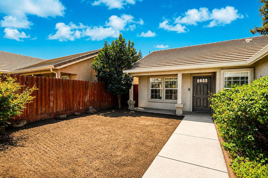 12760 Quicksilver St, Waterford, CA 95386