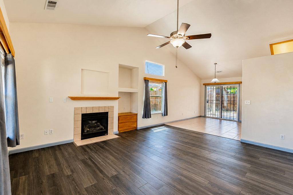 12760 Quicksilver St, Waterford, CA 95386
