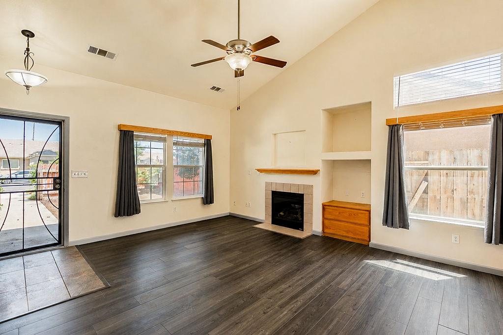 12760 Quicksilver St, Waterford, CA 95386