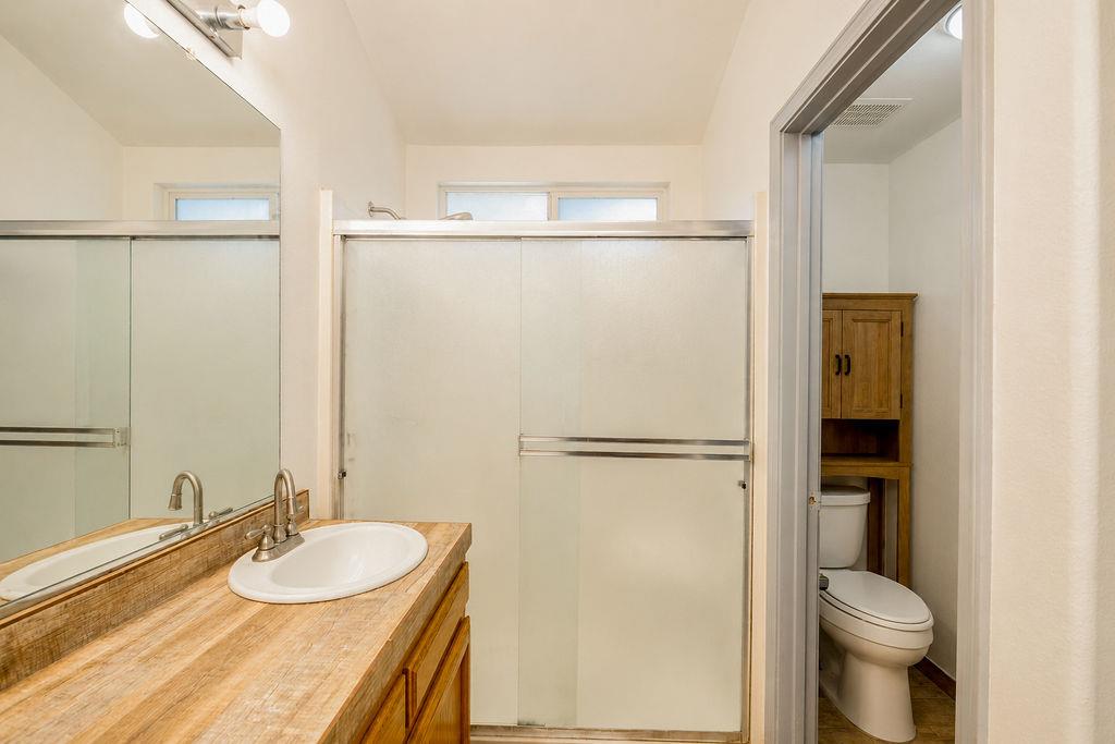 12760 Quicksilver St, Waterford, CA 95386