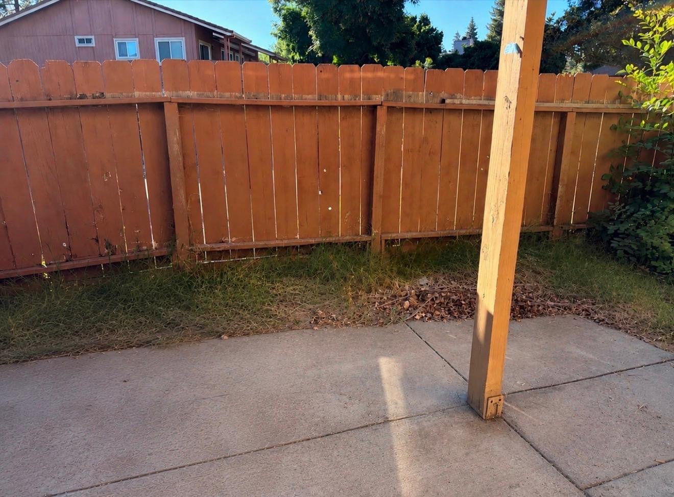 455 Cherry Ln #I, Manteca, CA 95337