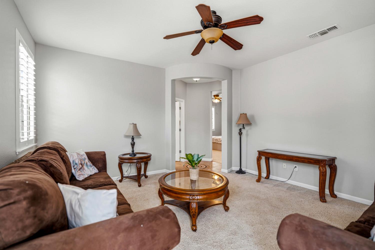207 Marina Ln, Waterford, CA 95386