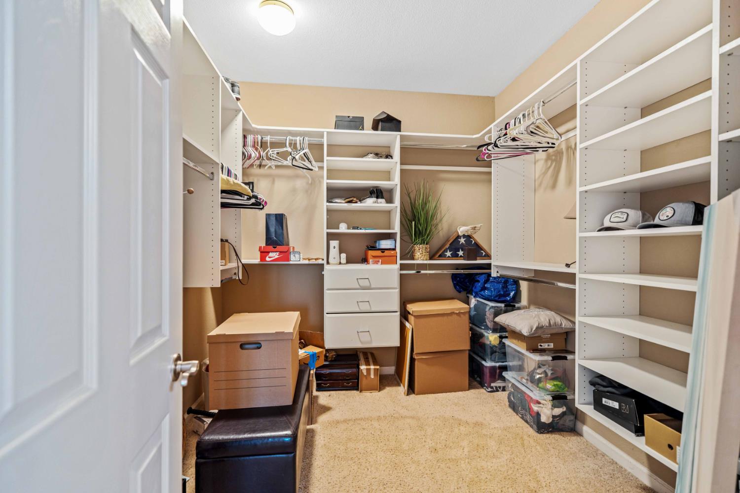 207 Marina Ln, Waterford, CA 95386