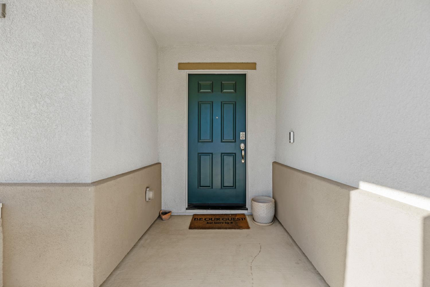 4036 Companion Ln, Riverbank, CA 95367