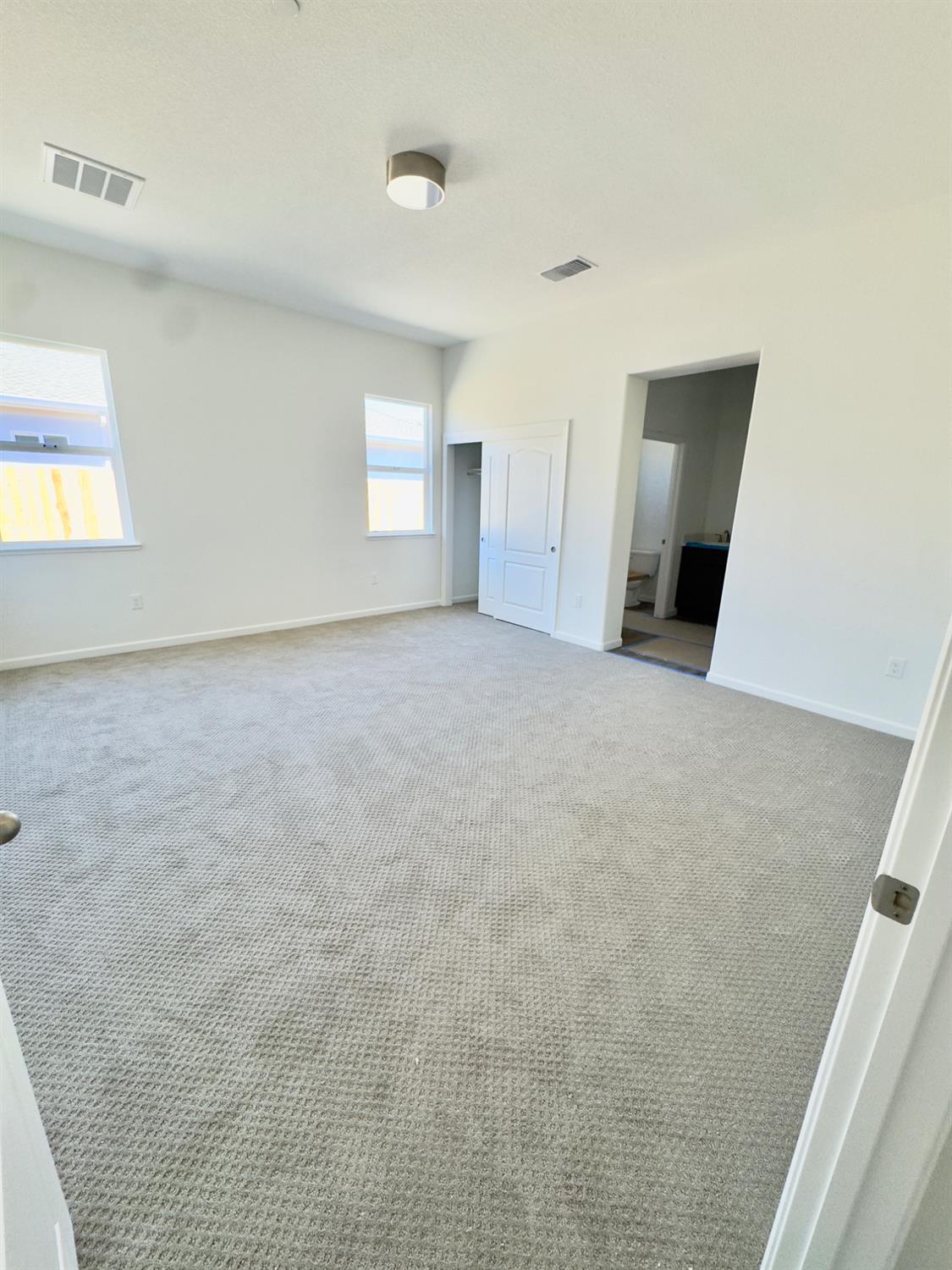 1528 Catherine Way, Escalon, CA 95320