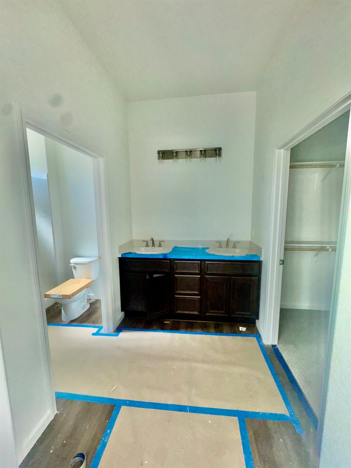 1528 Catherine Way, Escalon, CA 95320