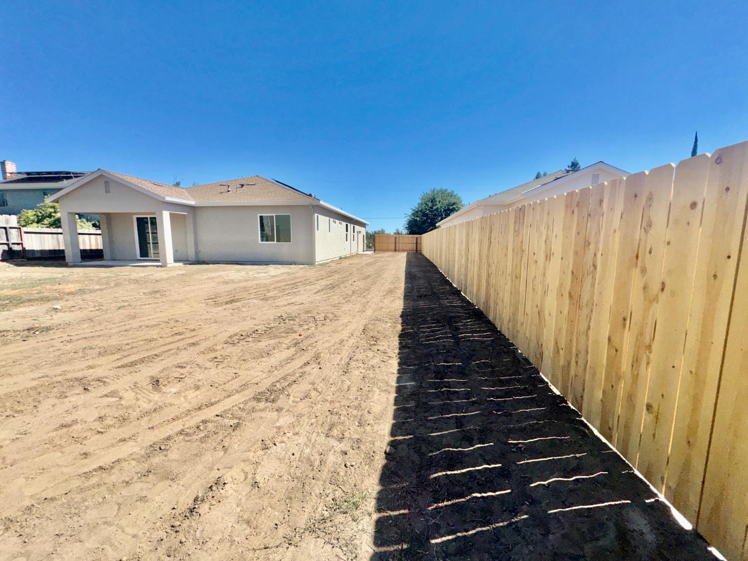 1528 Catherine Way, Escalon, CA 95320