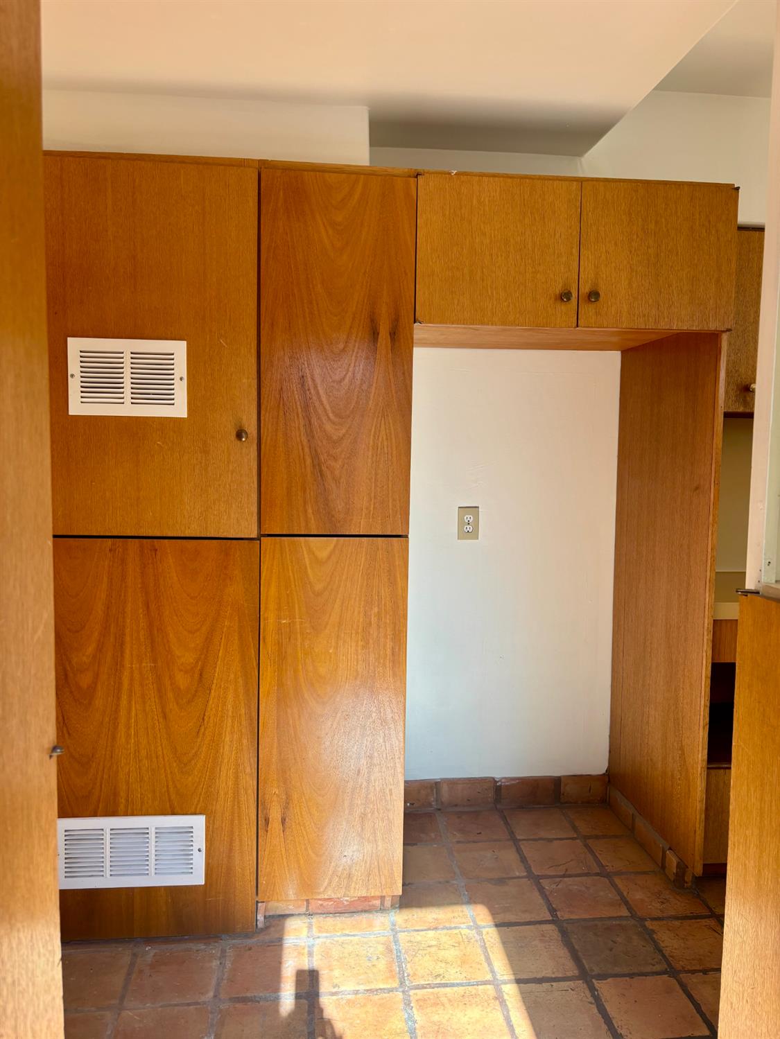 508 Adams Ave, Los Banos, CA 93635