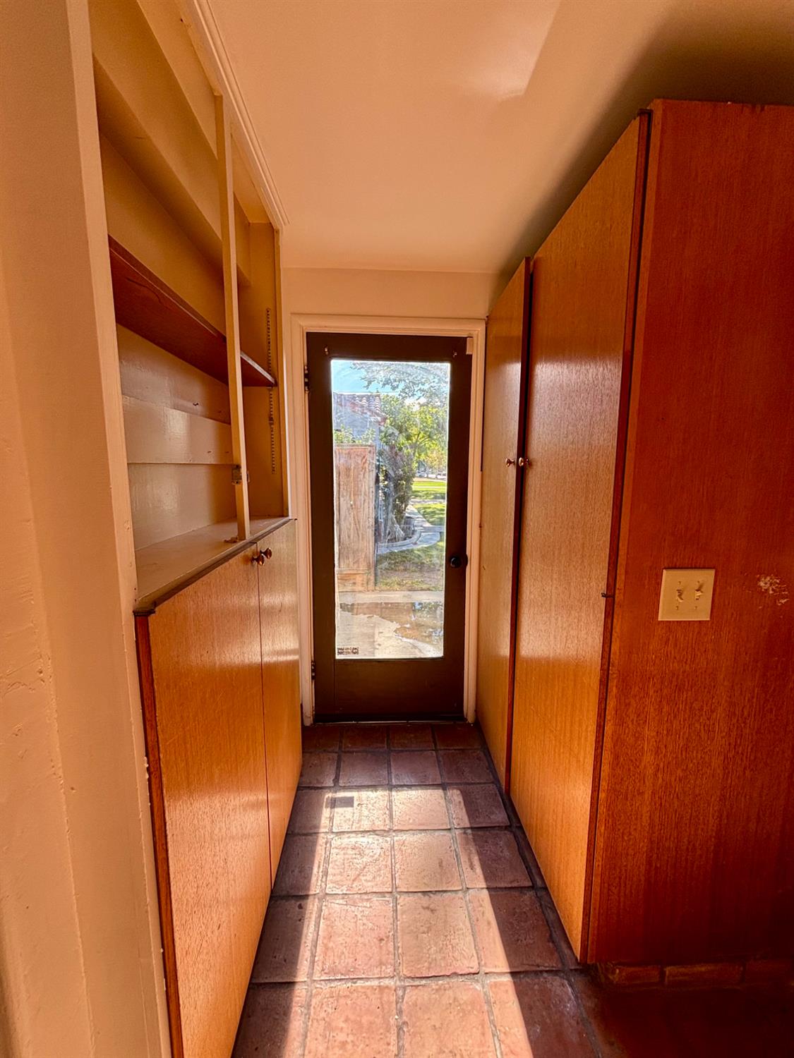 508 Adams Ave, Los Banos, CA 93635