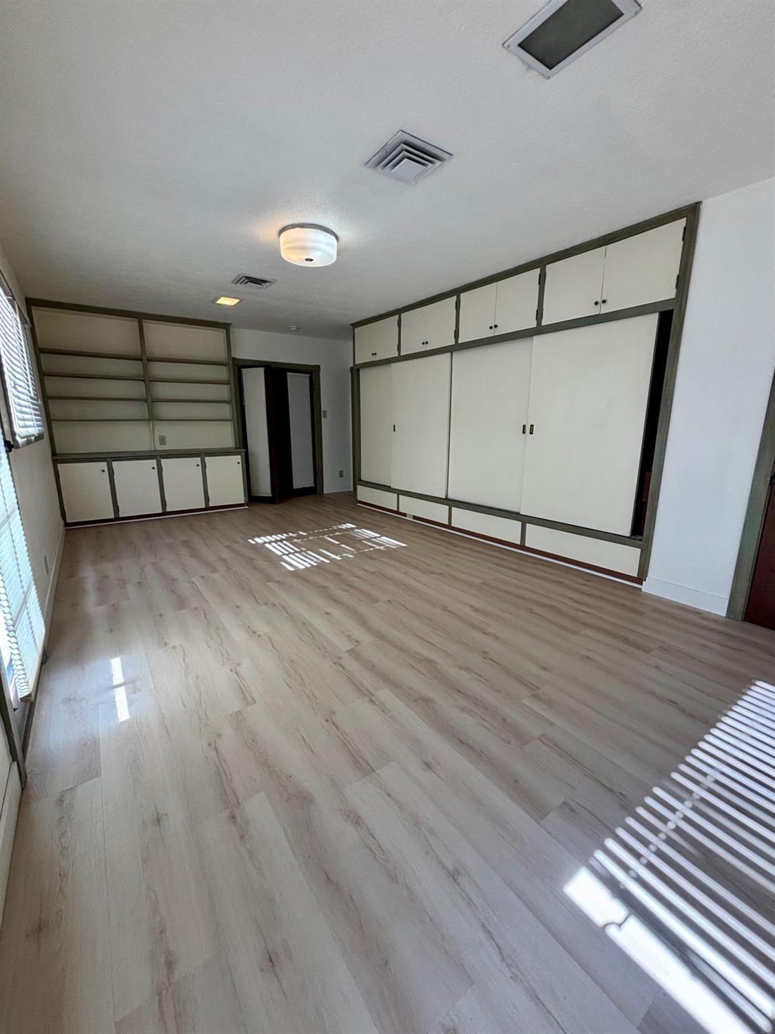 508 Adams Ave, Los Banos, CA 93635