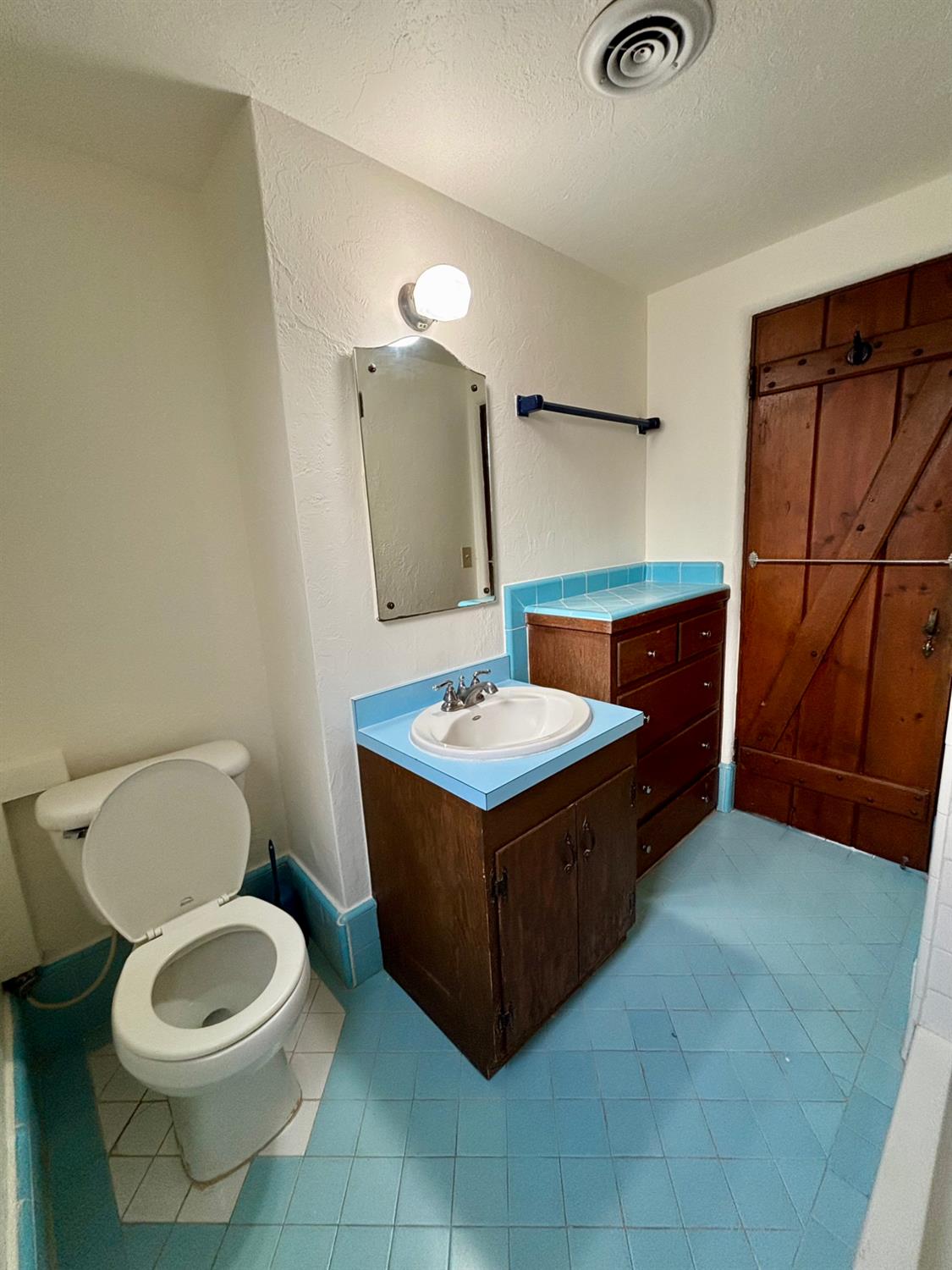508 Adams Ave, Los Banos, CA 93635