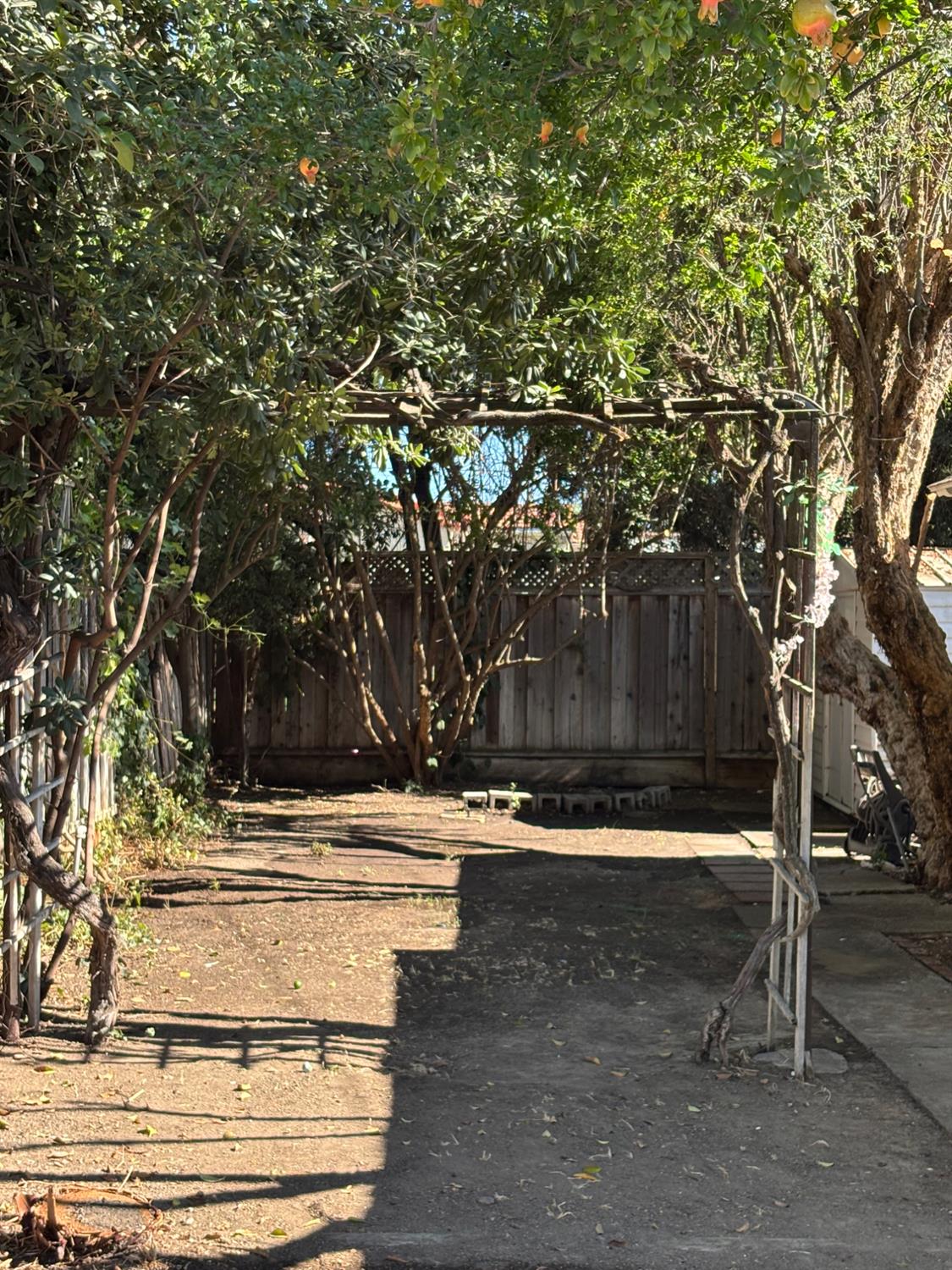 508 Adams Ave, Los Banos, CA 93635