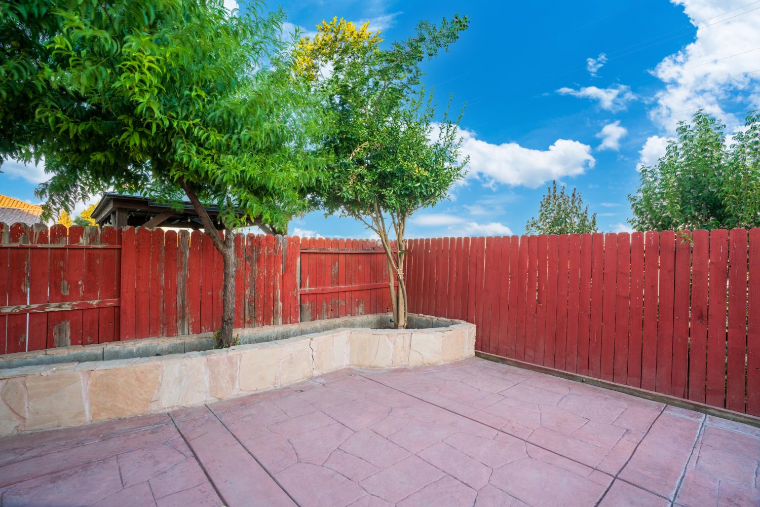 1466 La Sierra St, Merced, CA 95348