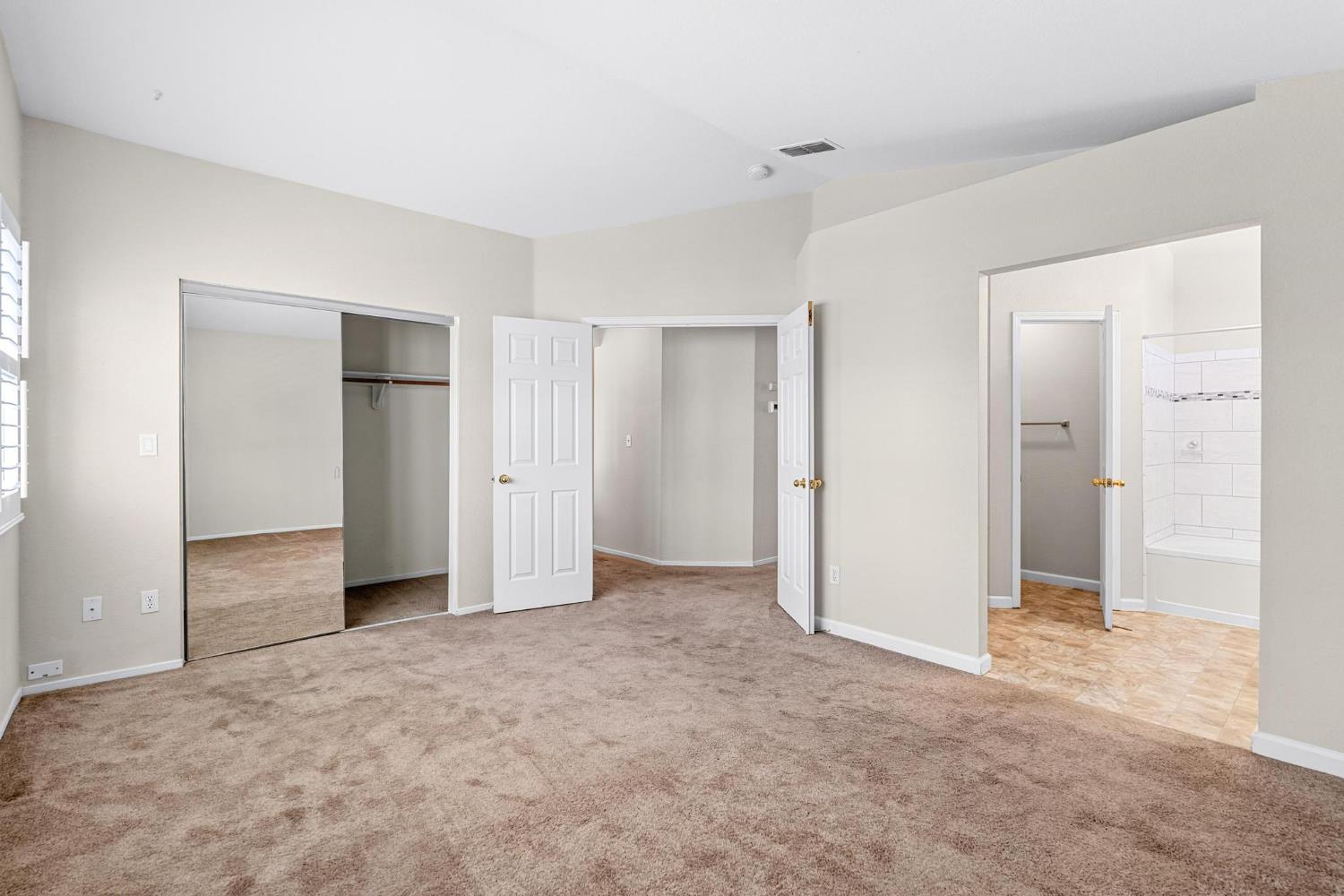 2620 Riverpark Dr, Modesto, CA 95351