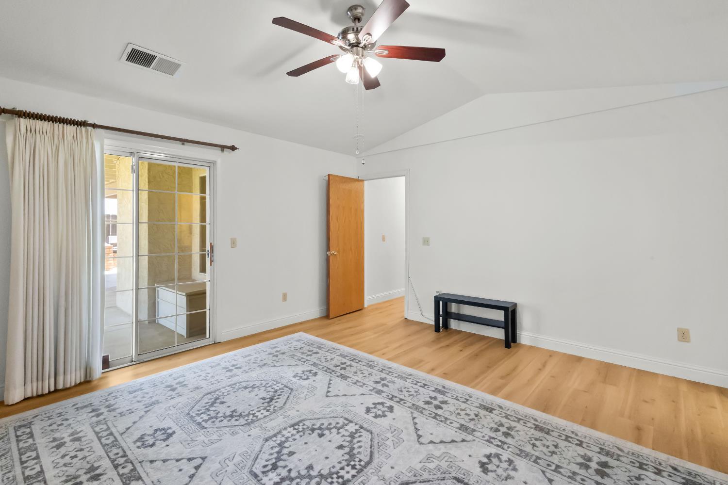 1033 Deerfield, Merced, CA 95340
