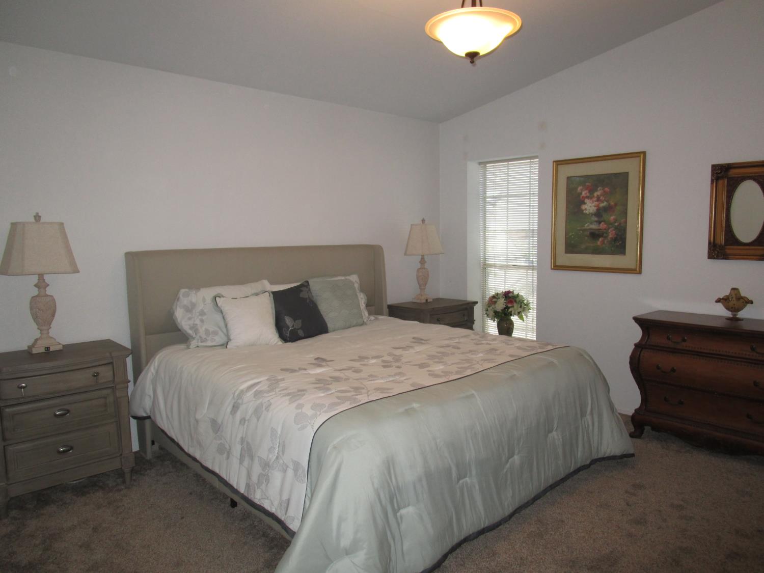 1500 Held Dr #24, Modesto, CA 95355