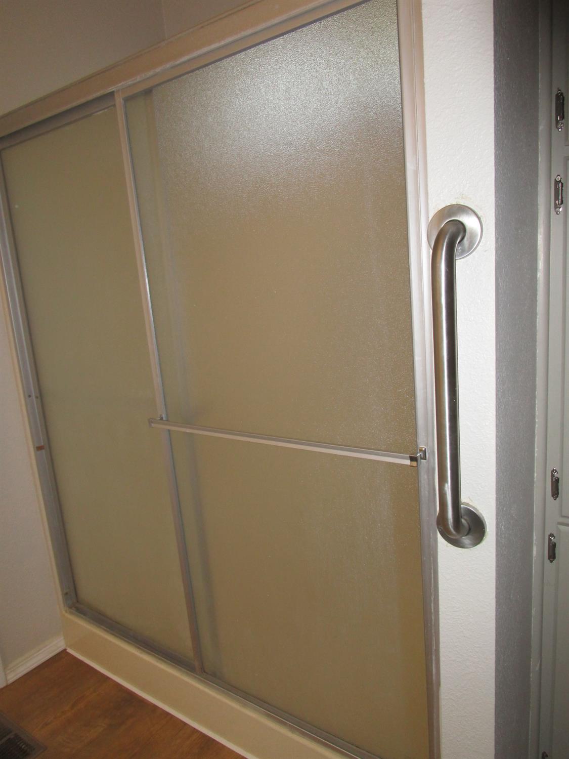 1500 Held Dr #24, Modesto, CA 95355