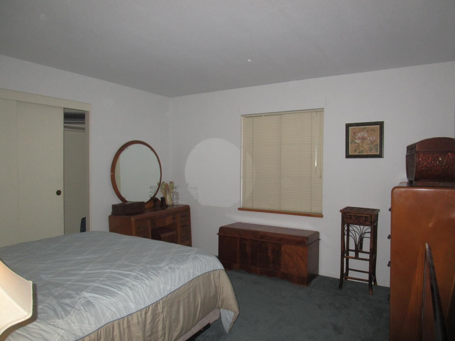 1500 Held Dr #24, Modesto, CA 95355