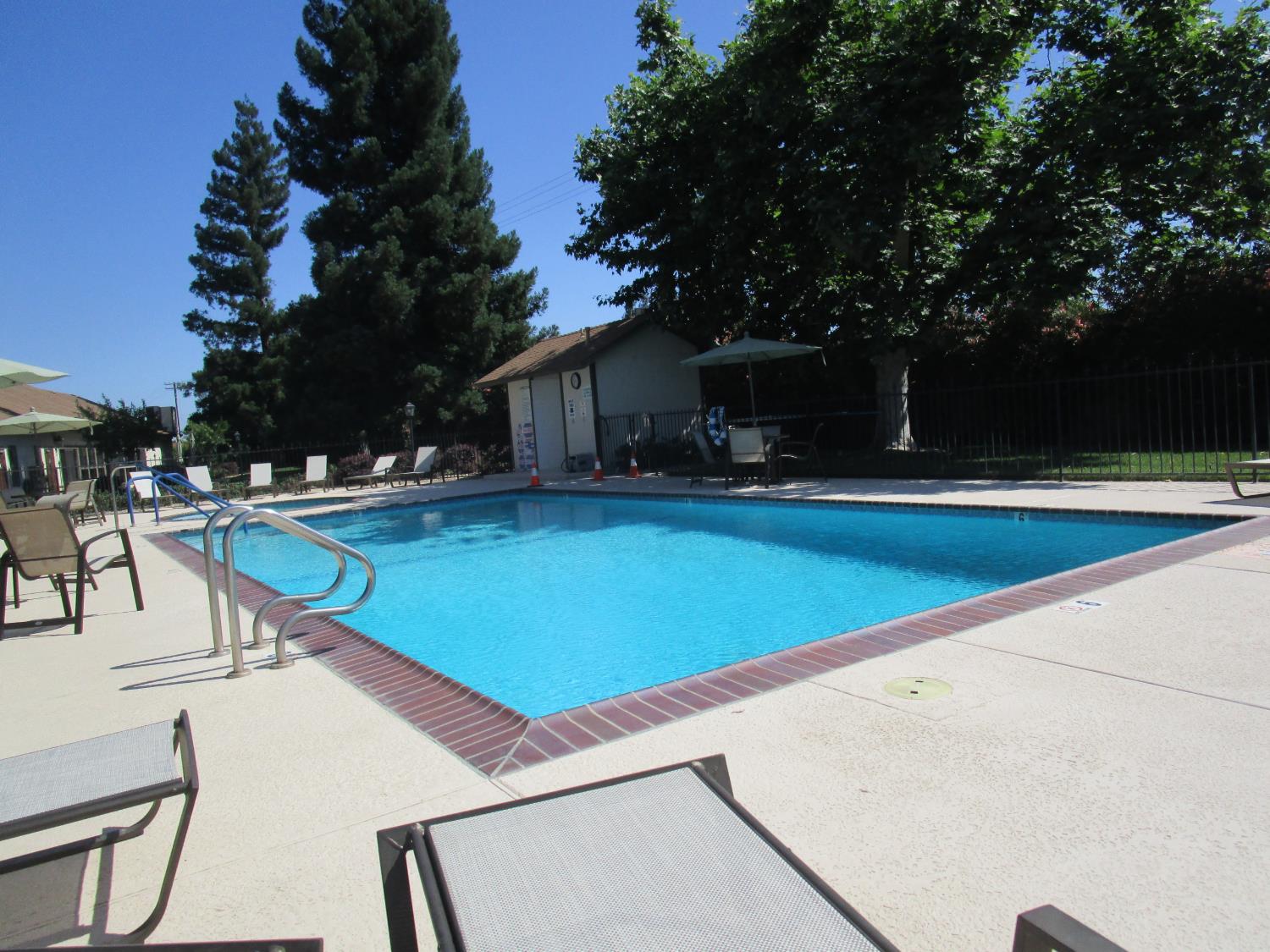 1500 Held Dr #24, Modesto, CA 95355
