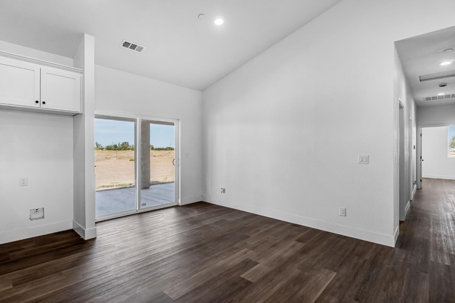 16836 N Lake St, Madera, CA 93638