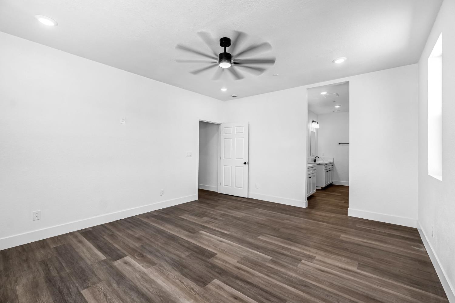 16836 N Lake St, Madera, CA 93638
