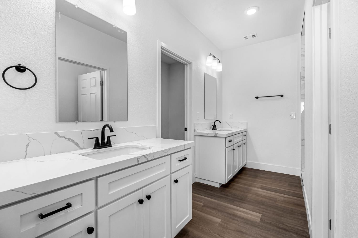 16836 N Lake St, Madera, CA 93638