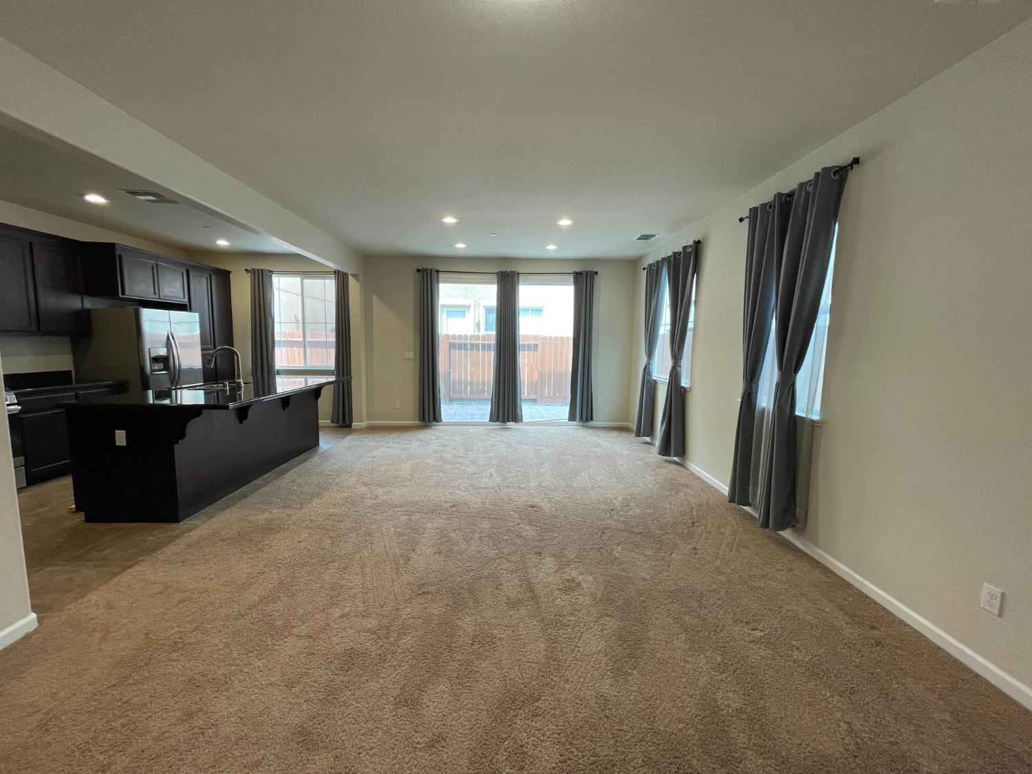 3845 Lookout Dr, Modesto, CA 95355