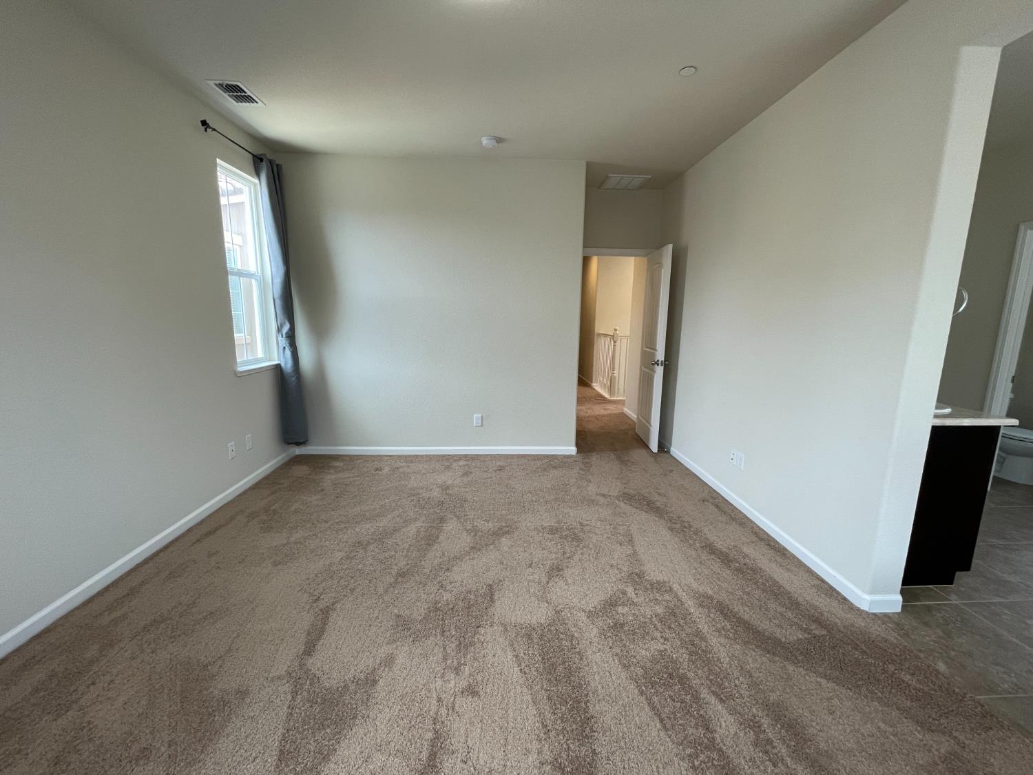 3845 Lookout Dr, Modesto, CA 95355
