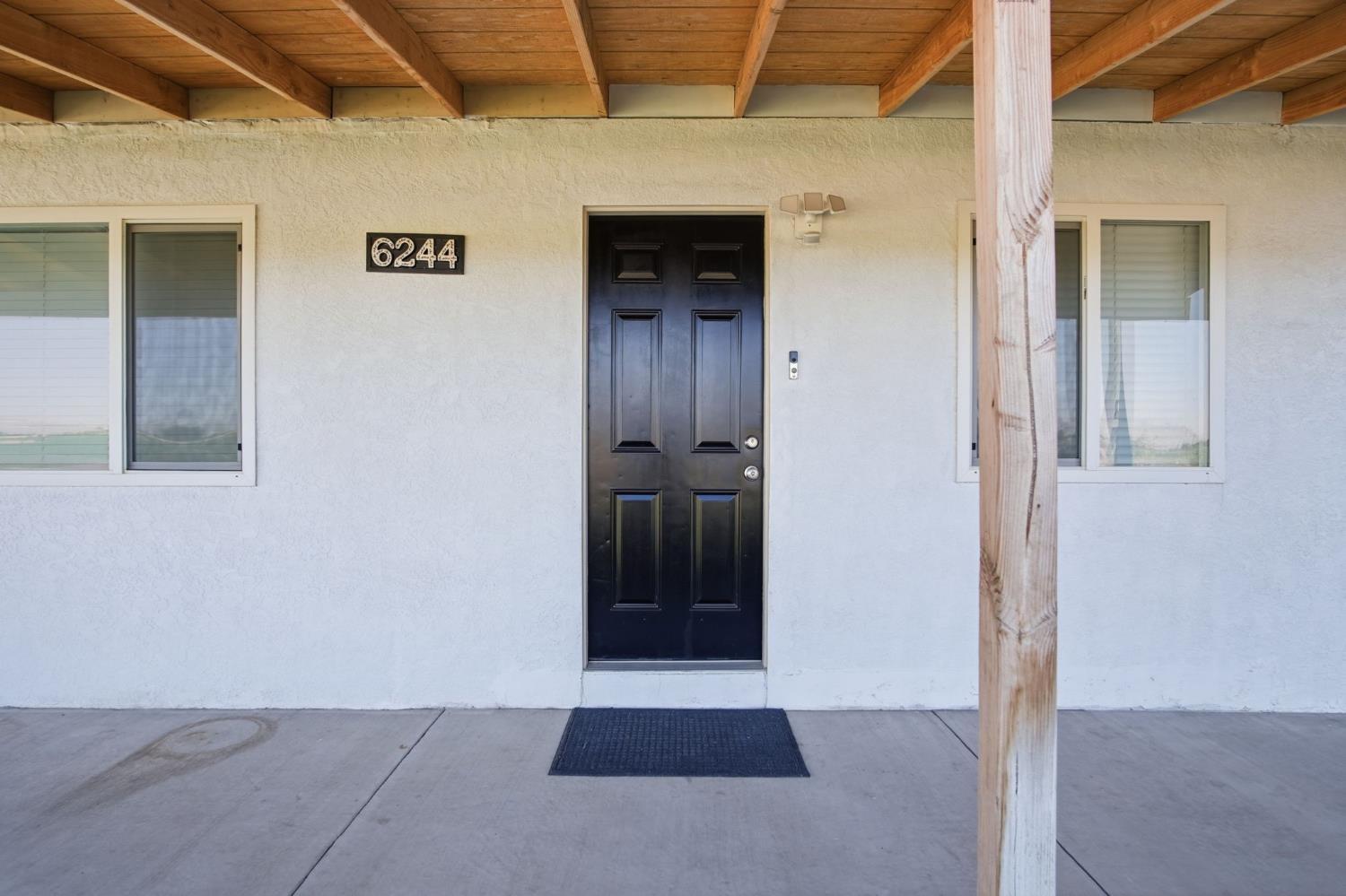 6244 Robin Ave, Livingston, CA 95334