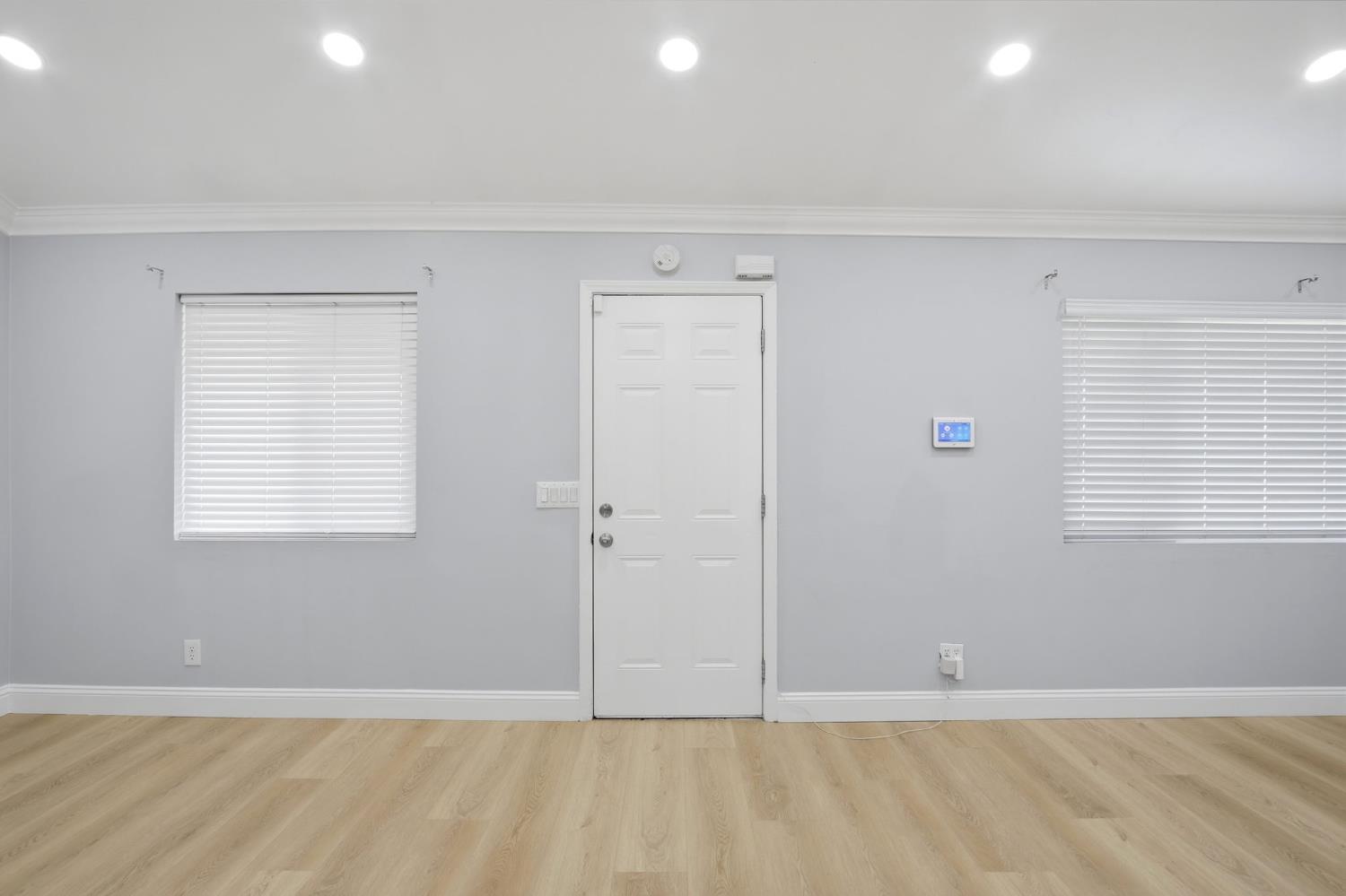 6244 Robin Ave, Livingston, CA 95334