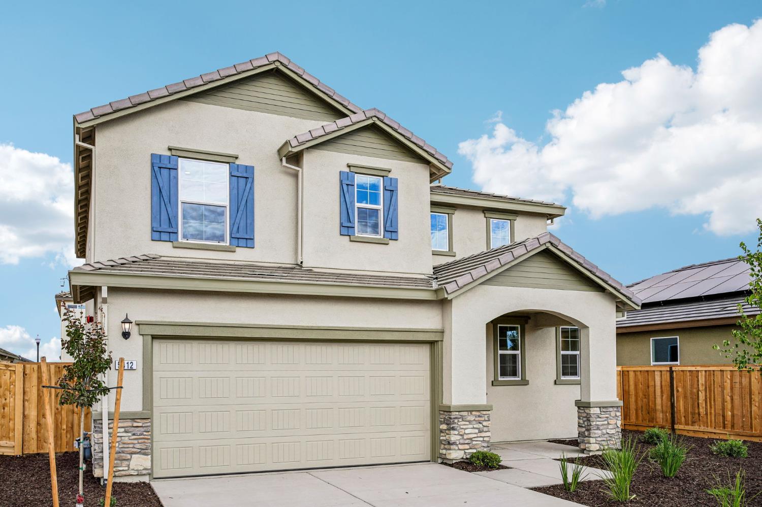 5412 Harmony Cir, Riverbank, CA 95367