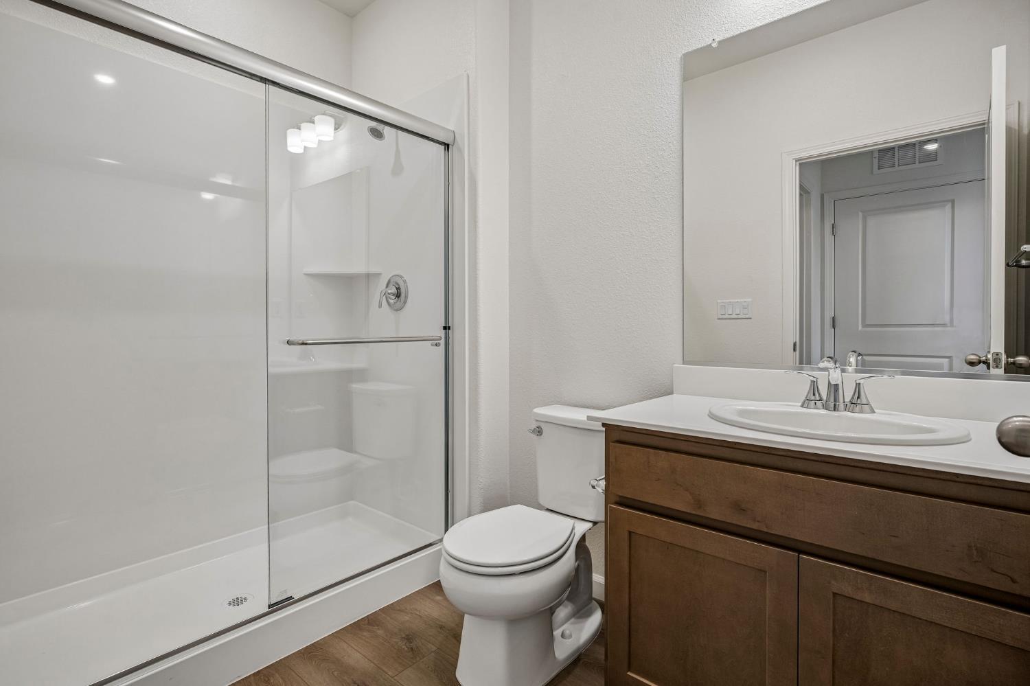 5412 Harmony Cir, Riverbank, CA 95367