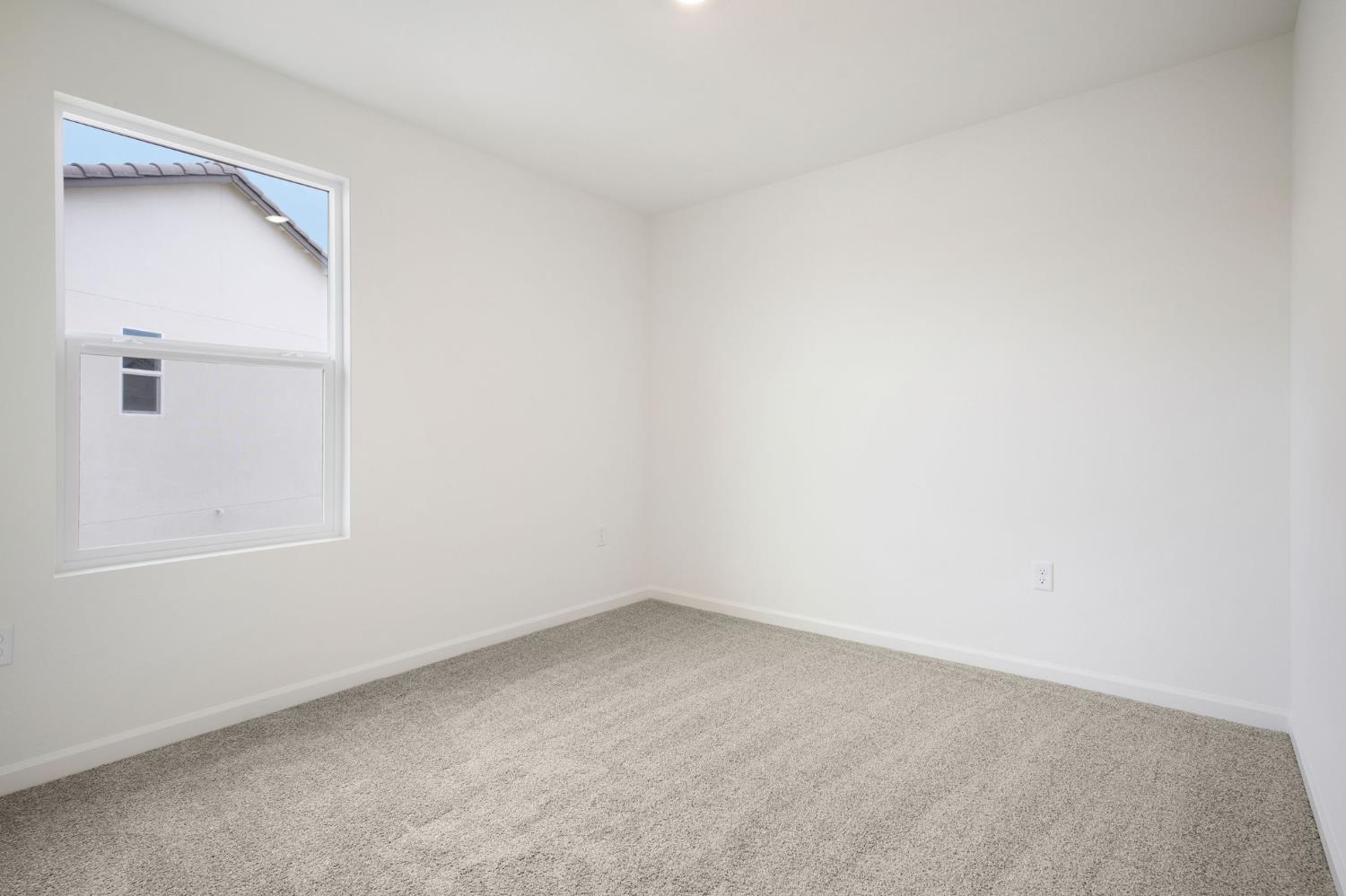 5412 Harmony Cir, Riverbank, CA 95367